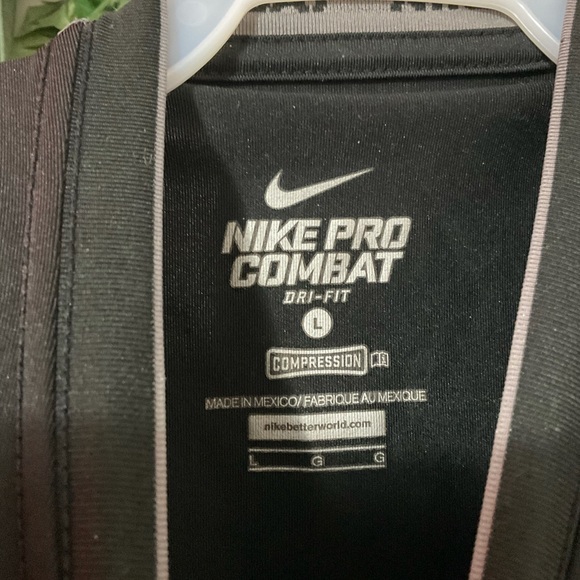 Nike Pro Combat - Picture 2 of 4